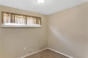 402 Highland St, Sewickley Township, PA 15637 - Photo 14
