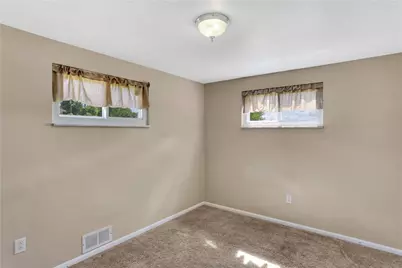 402 Highland Street, Sewickley Township, PA 15637 - Photo 12