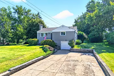 1560 Crestview Dr, Pittsburgh, PA 15237 - Photo 2