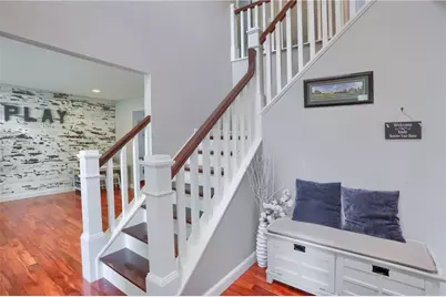 406 Chatham Ln, Cranberry Township, PA 16066 - Photo 6