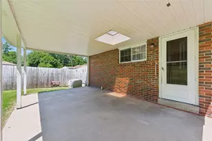 4879 Hialeah Dr, Pittsburgh, PA 15239 - Photo 24
