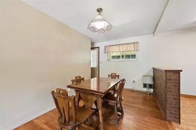 4879 Hialeah Dr, Pittsburgh, PA 15239 - Photo 8
