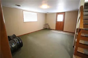 1110 Birch, Connellsville, PA 15425 - Photo 8