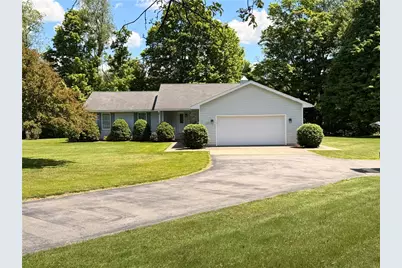 421 N N Main St, Harrisville Boro, PA 16038 - Photo 1
