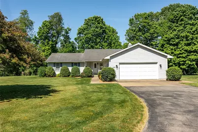421 N N Main St, Harrisville Boro, PA 16038 - Photo 1