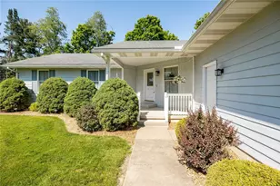 421 N N Main St, Harrisville Boro, PA 16038 - Photo 2