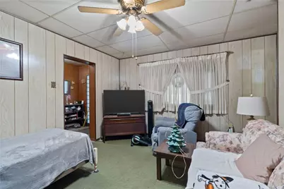 306 Russellwood Ave, McKees Rocks, PA 15136 - Photo 8