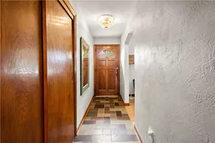 347 Carlton Rd, Bethel Park, PA 15102 - Photo 4