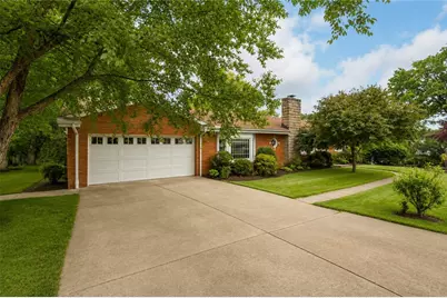347 Carlton Rd, Bethel Park, PA 15102 - Photo 2