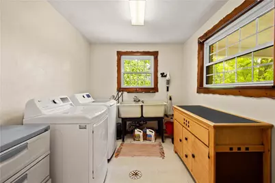 347 Carlton Rd, Bethel Park, PA 15102 - Photo 28