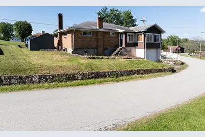 2741 Route 982, Mount Pleasant Township, PA 15666 - Photo 6