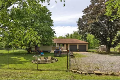 468 Fairlane Blvd, Big Beaver, PA 16141 - Photo 18
