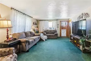 1040 Mace St, Southwest Greensburg Boro, PA 15601 - Photo 6