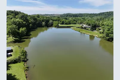 320 N Lakeside Dr, Canonsburg, PA 15317 - Photo 20