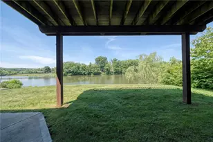 320 N Lakeside Dr, Canonsburg, PA 15317 - Photo 24