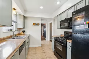 97 Berry St, Pittsburgh, PA 15205 - Photo 12