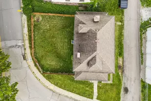 97 Berry St, Pittsburgh, PA 15205 - Photo 4