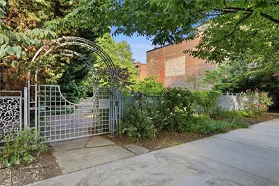 529 Jacksonia St, Pittsburgh, PA 15212 - Photo 44