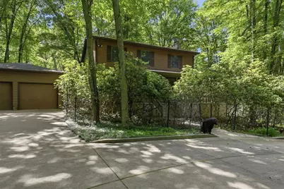 137 Spring Valley Rd, Clinton Township, PA 16059 - Photo 1