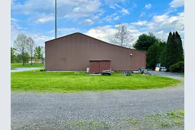 20 Henderson Ln, Shenango Township, PA 16105 - Photo 14