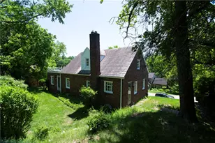 136 Colson Dr, Pittsburgh, PA 15236 - Photo 4
