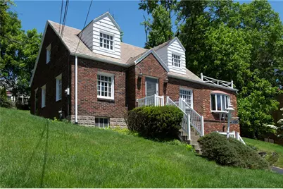 136 Colson Dr, Pittsburgh, PA 15236 - Photo 2