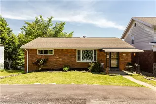1315 Earlham St, Pittsburgh, PA 15205 - Photo 2