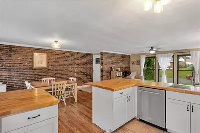 5043 Ozark Drive, Pittsburgh, PA 15239 - Photo 8