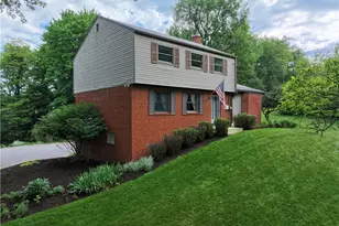 2261 Gray Ridge, Hampton, PA 15101 - Photo 2