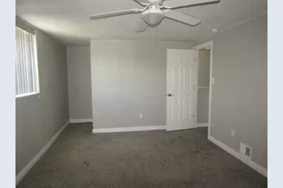 5560 Clarene Dr, Bethel Park, PA 15102 - Photo 18