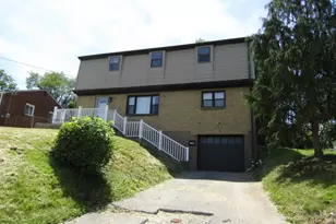 5560 Clarene Dr, Bethel Park, PA 15102 - Photo 2