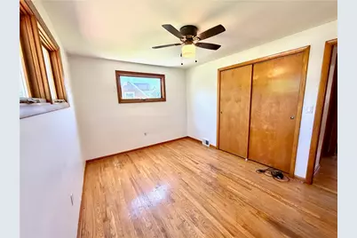 302 Sun Valley Dr, Cranberry Township, PA 16066 - Photo 10