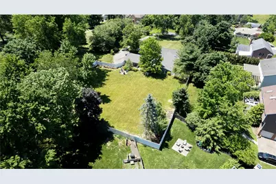 10246 Twin Hill Rd., Pittsburgh, PA 15090 - Photo 4
