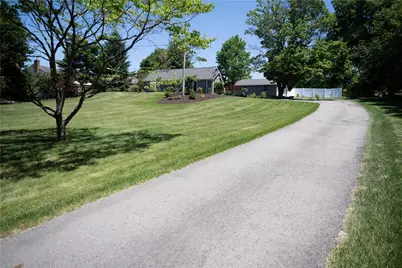 10246 Twin Hill Rd., Pittsburgh, PA 15090 - Photo 6