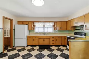 304 Liberty St, Perryopolis, PA 15473 - Photo 12