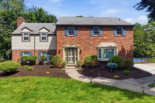 102 Lansdale Ct, Ross Twp, PA 15237 - Photo 1