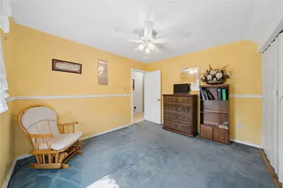 516 Begonia Ave, Pittsburgh, PA 15235 - Photo 16