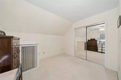 516 Begonia Ave, Pittsburgh, PA 15235 - Photo 18