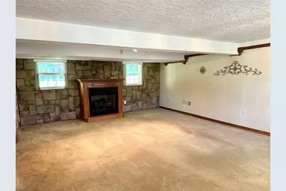 905 Roosevelt Avenue, Aliquippa, PA 15001 - Photo 14
