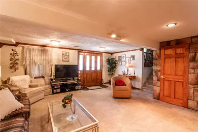 905 Roosevelt Avenue, Aliquippa, PA 15001 - Photo 28