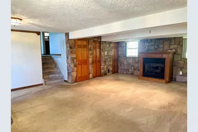 905 Roosevelt Avenue, Aliquippa, PA 15001 - Photo 16
