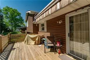 905 Roosevelt Ave, Aliquippa, PA 15001 - Photo 34