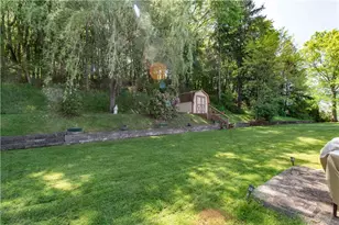 905 Roosevelt Ave, Aliquippa, PA 15001 - Photo 36