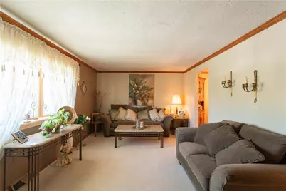 905 Roosevelt Avenue, Aliquippa, PA 15001 - Photo 4