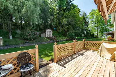 905 Roosevelt Avenue, Aliquippa, PA 15001 - Photo 32