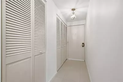 1500 Cochran Road #900, Scott Township, PA 15243 - Photo 6