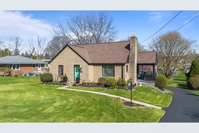 211 Patton Dr, Moon/Crescent Twp, PA 15108 - Photo 2