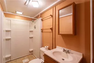 1016 Lakeview Dr, Big Beaver, PA 15010 - Photo 30