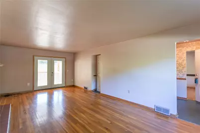 1016 Lakeview Drive, Big Beaver, PA 15010 - Photo 6