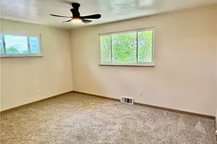 4737 Jewel Dr, Pittsburgh, PA 15236 - Photo 20